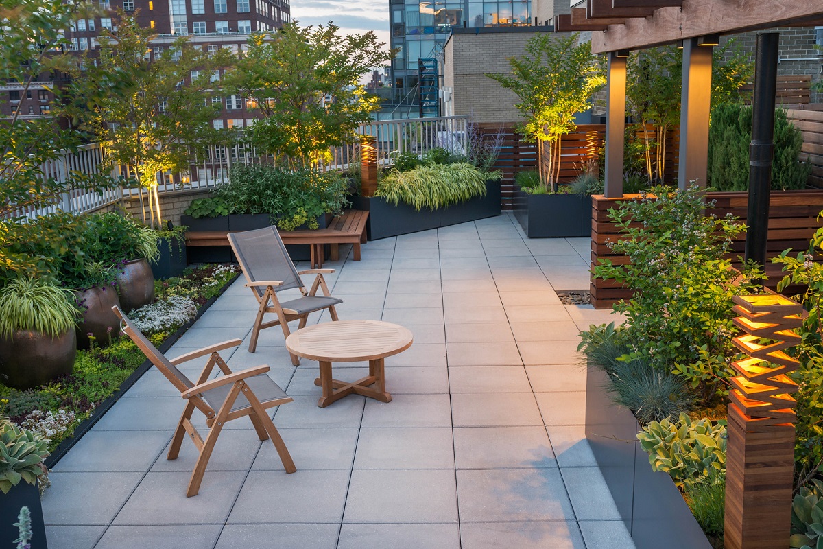 Tips for Creating a Beautiful Rooftop Garden